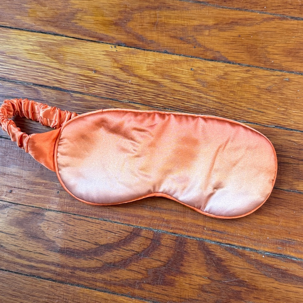 Loftie Eye Mask and Pouch
